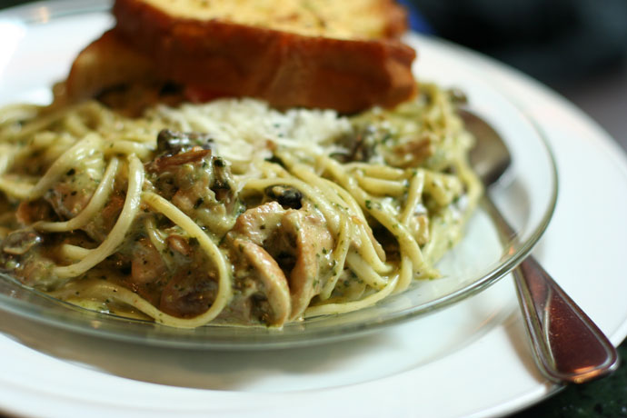 Chicken Pesto Pasta ($13.99)