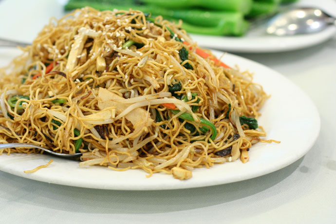 Chow Mein with fresh Enokie Mushroom (at Bo Kong restaurant)