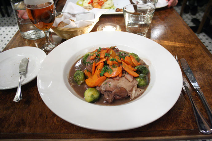 Coq au Vin aux Carottes Fondantes et Choux de Bruxelles Braises ($19) - Braised Hen in Red Wine with Glazed Carrots and Brussel Sprouts from Jules Restaurant in Gastown, Vancouver, BC, Canada.