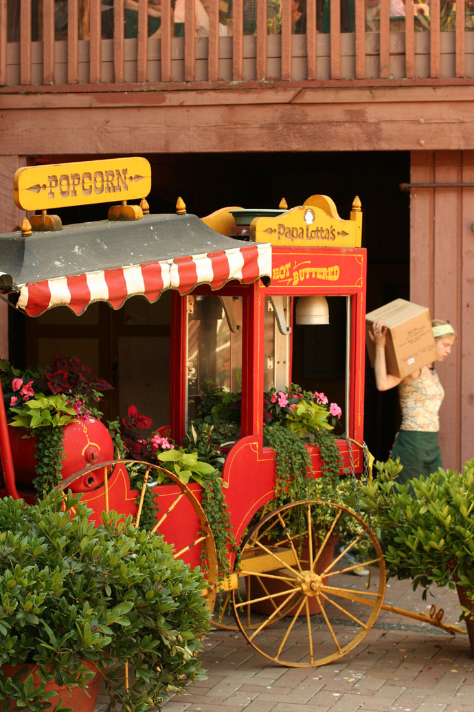 Popcorn Machine at Market Square in Victoria