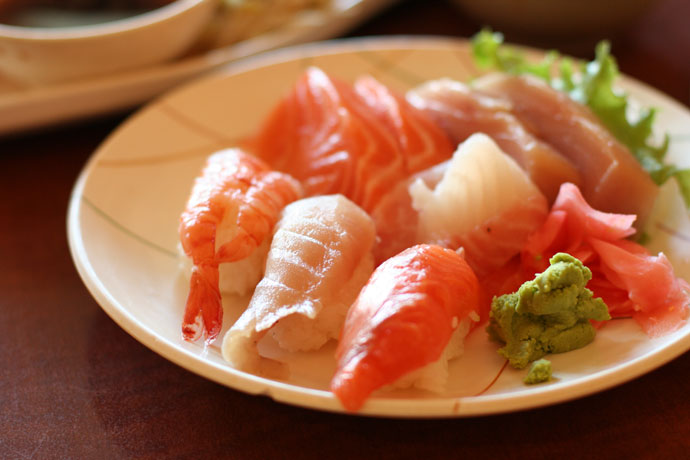 Nigiri Sushi and sashimi, part of the Combo C at Samurai Japanese Restaurant.