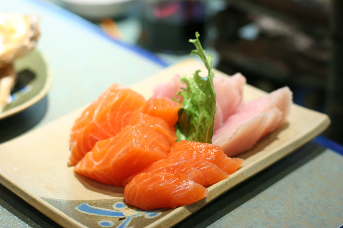 Salmon and Tuna sashimi from Shabusen Japanese restaurant in Vancouver (Burrard Street)